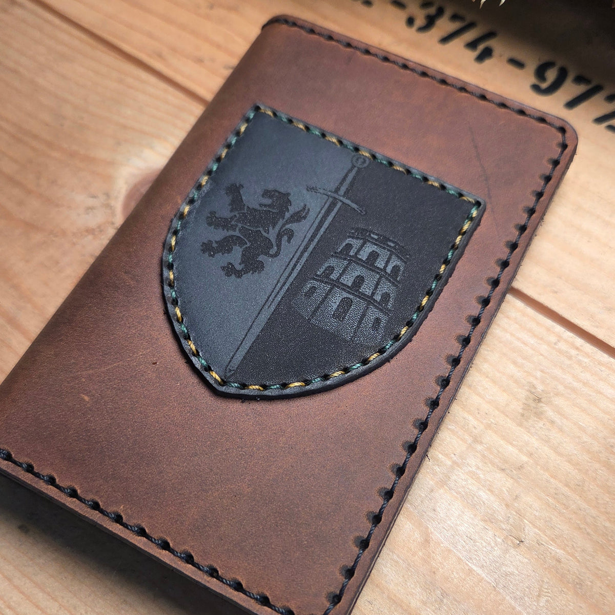 Full Grain Leather Service ID Card Holder – Hand-stitched with Coin Holder & Engraving | BERLIN