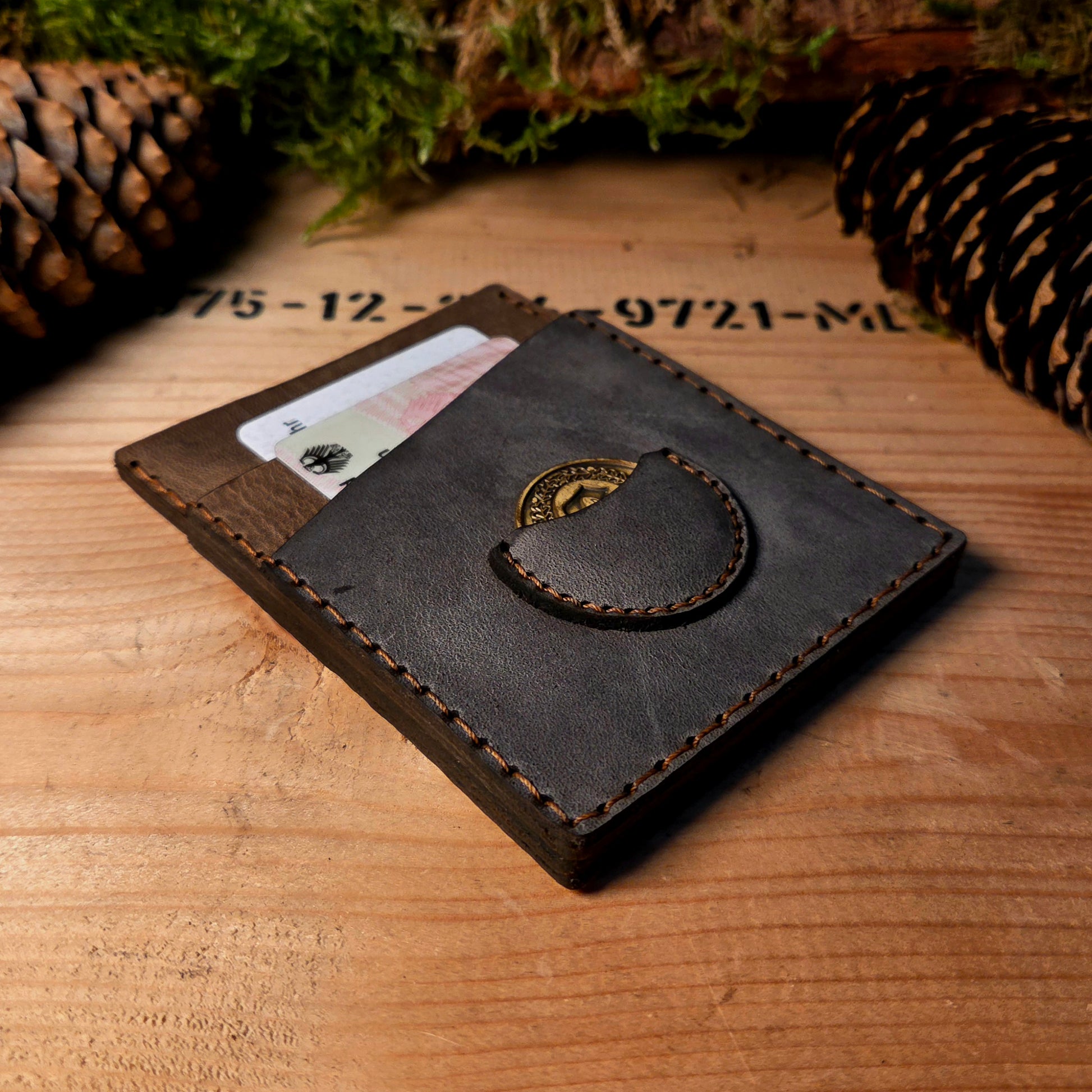 Etui Leder, Lederetui, kartenetui, Portemonnaie, Münzhülle, coin case, challenge coin, coincheck, Mappe, Ausweis, Ausweisetui, Bundeswehr